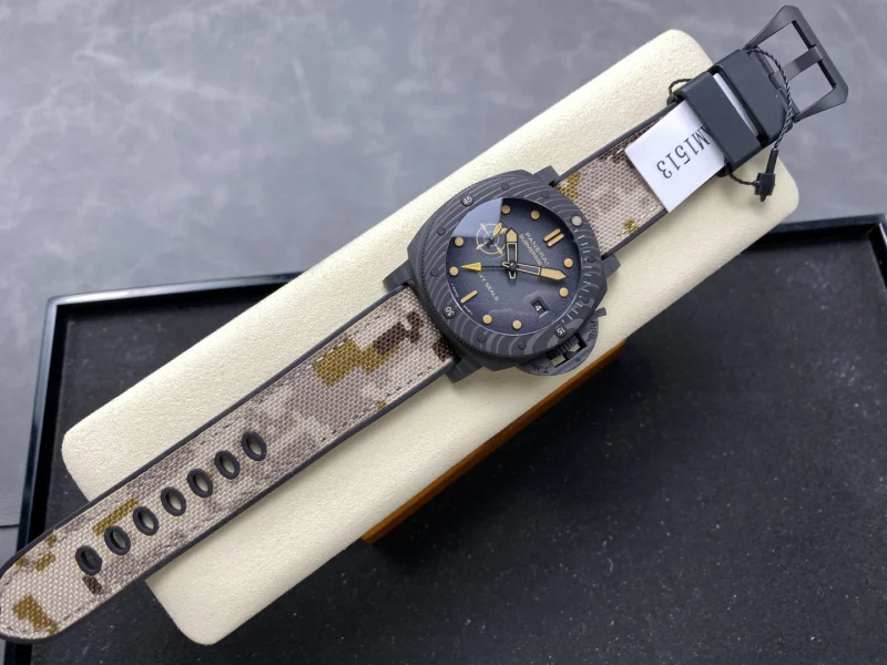 パネライ新品ネイビーシールズ カーボンファイバーケース カモフラージュストラップコピー時計 PAM1513[4]