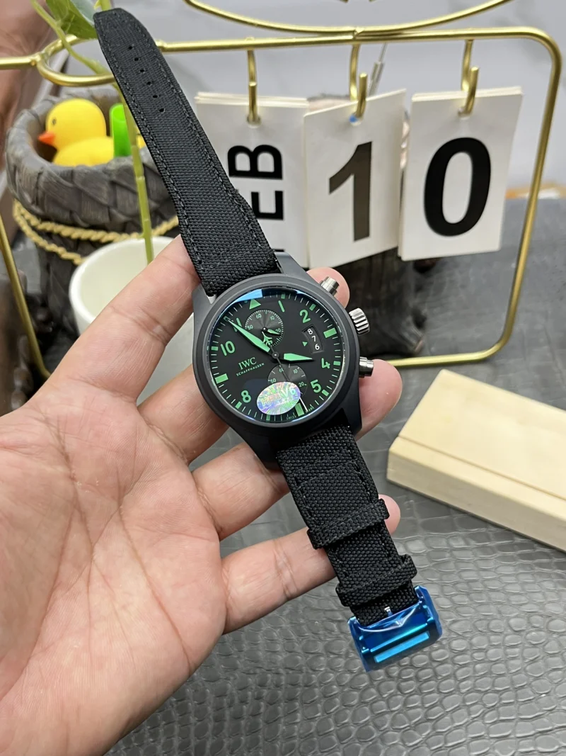 IWC パイロットコピー老舗時計店フルセラミック オートマチック クロノグラフ メカニカル 171528[6]