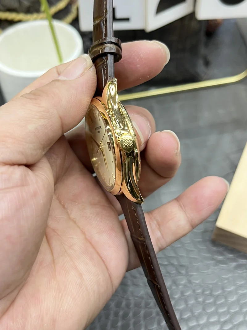 高貴な芸術的パテックフィリップ ジェネラルカバー オートマティックコピー時計 171578[5]