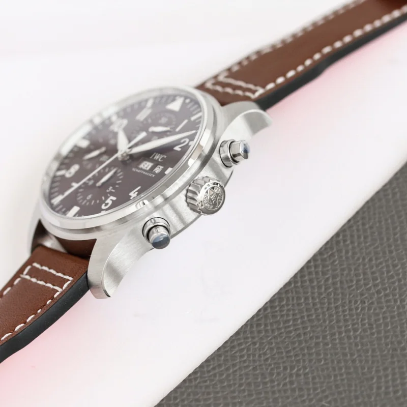 IWCスーパーコピー時計非常に高い要求パイロットクロノグラフシリーズ IWC3777[2]