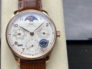 IWCコピーポルトギーゼ パーペチュアルカレンダー日本市場時計 171787