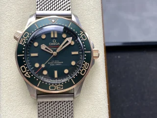 Omegaコピー2025高級時計ブロンズゴールド チタンメッシュブレスレット 174541