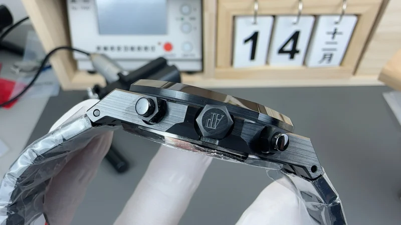 2026最先端の素材audemarspiguetメンズ ブラックセラミック魅力は時計 44mm 173438[3]