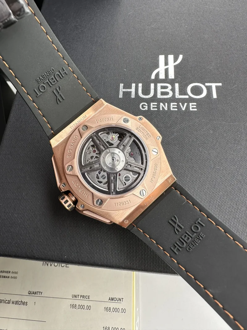 ウブロの年間最優秀復刻モデルBLG BANGシリーズ 401.OQ.0123.VR カーボンファイバーベゼル 127245[4]