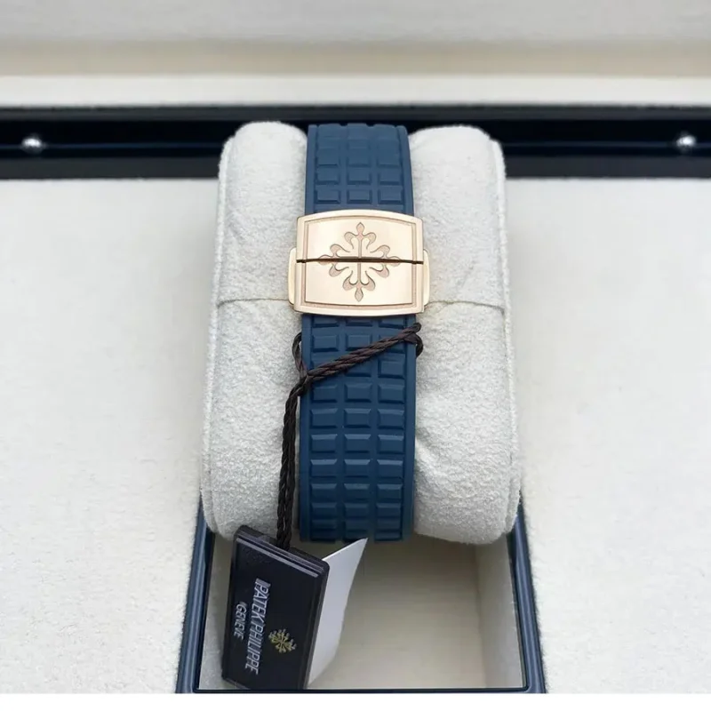 世界最高峰の時計ブランドパテックフィリップアクアノートコピー 5261R-001[4]