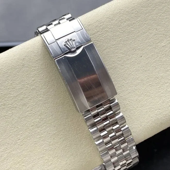 ブランドNo.1のロレックス GMTマスタースーパーコピー時計Cal.3285 EWE工場 126710GRNR[6]