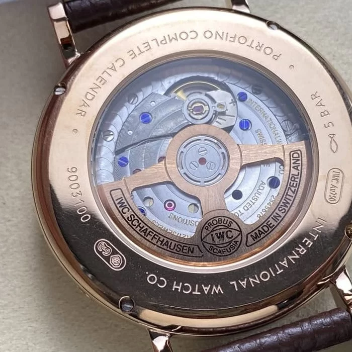 IWCコピーIW359002裏蓋ムーブメント