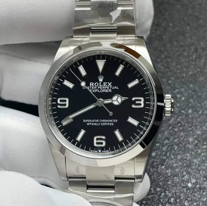ロレックス M124270-0001 時計コピー(1/5)
