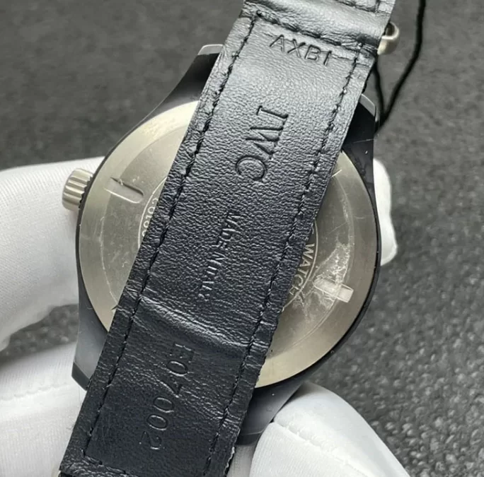 IWC IW324705 時計コピー(4/5)
