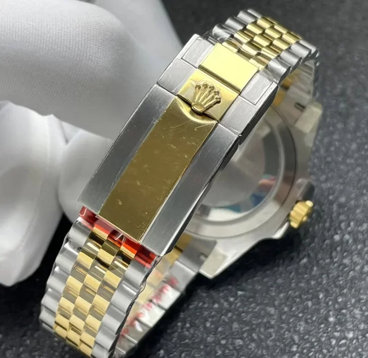 ロレックス M126713GRNR 時計コピー(4/5)