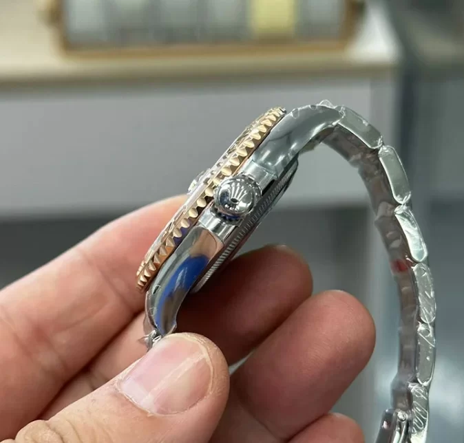 ロレックス M126621-0001 時計コピー(4/5)