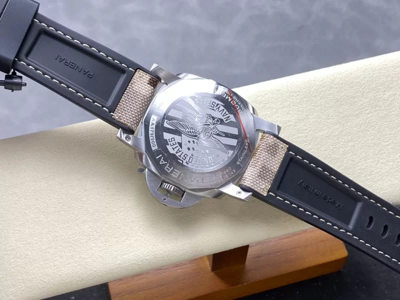 パネライ時計コピーPAM01518裏蓋