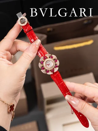 ブルガリ最新カラーコピー時計ディーヴァズ ドリーム シリーズ新作入荷 129621十分満足