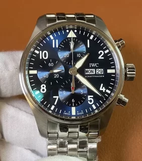 AZ工場IWCコピー時計パイロットクロノグラフ Cal.69385ムーブメント搭載！IW388102
