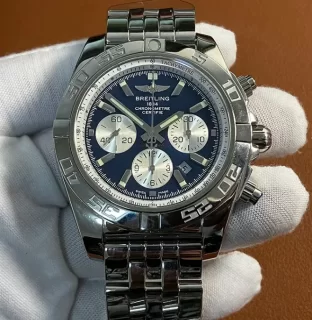 2023最高級のBreitlingスーパーコピークロノマットコピー 44mm 希少ブルー文字盤 05030701