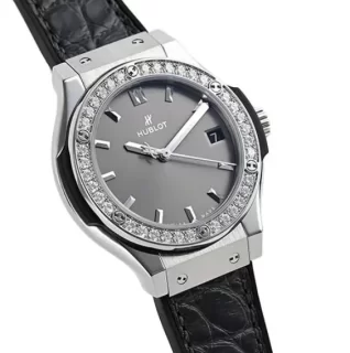 ウブロ 33mm ダイヤモンド 581.NX.7071.LR.1104 最高のスーパーコピー時計