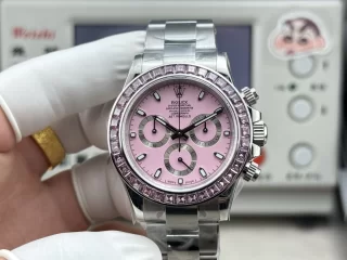 桜ピンクの文字盤をあしらったカスタム仕様のロレックスデイトナ時計入手困難 173800