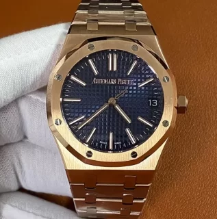 最高級のスーパーコピー時計オーデマピゲ ロイヤルオーク モデル 15510OR.OO.1320OR.01