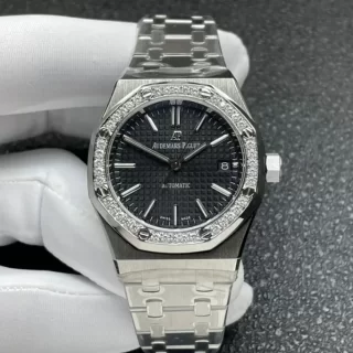 高品質スーパーコピー時計オーデマ・ピゲ ブラック ベゼルダイヤ ロイヤルオーク 37mm 15451ST.ZZ.1256ST.01