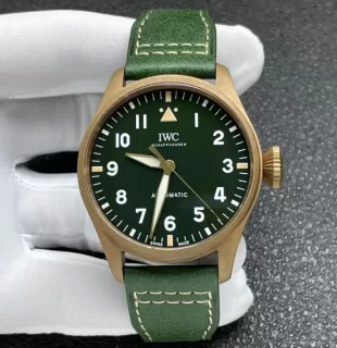 スーパーコピーIWC時計偽物ビッグ パイロットウォッチ 43 IW329702