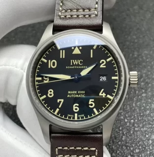 新作ブランドコピーIWC インターナショナルウォッチカンパニー パイロットウォッチ マークXVIII ヘリテージ IW327006