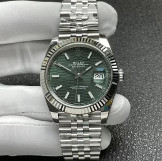 ロレックスコピー新品 デイトジャスト 41mm ミントグリーン フルーテッドモチーフ126334-1