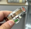 人気ロレックスコピー ヨットマスター 40mm チョコレート M126621-0001 (3)