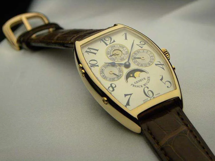 FRANCK MULLER フランクミュラー スーパーコピー時計 トノウ カーベックス パーペチュアルカレンダー