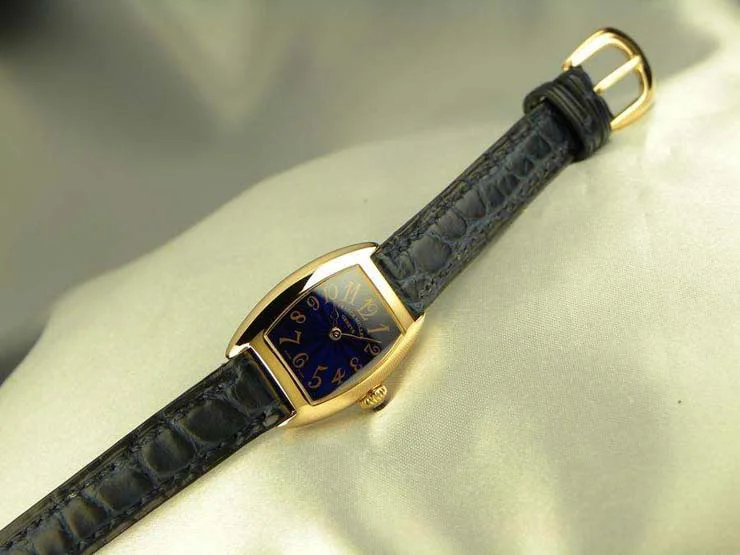 腕時計 コピー FRANCK MULLER フランクミュラー トノウカーベックス レディース