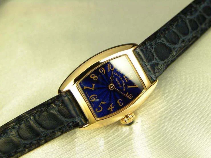 腕時計 コピー FRANCK MULLER フランクミュラー トノウカーベックス レディース
