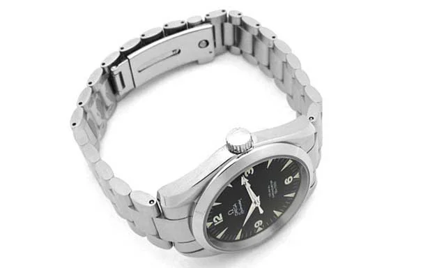 (OMEGA)オメガ スーパーコピー時計 シーマスターコーアクシャルアクアテラレイルマスター(M) 2504-52