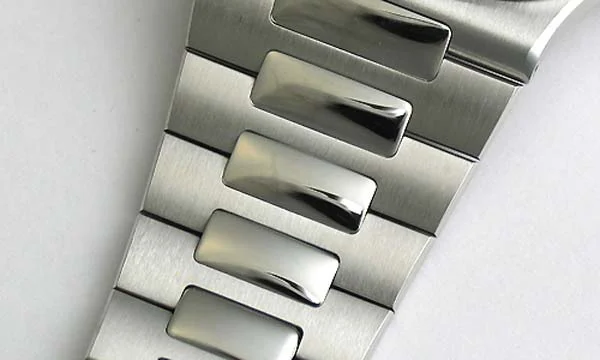 パテックフィリップ 腕時計コピー Patek Philippeノーチラス ラージ 5711/1A-001