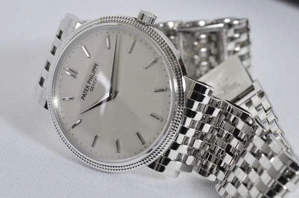 パテックフィリップ 腕時計コピー Patek Philippeカラトラバ 5120/1G