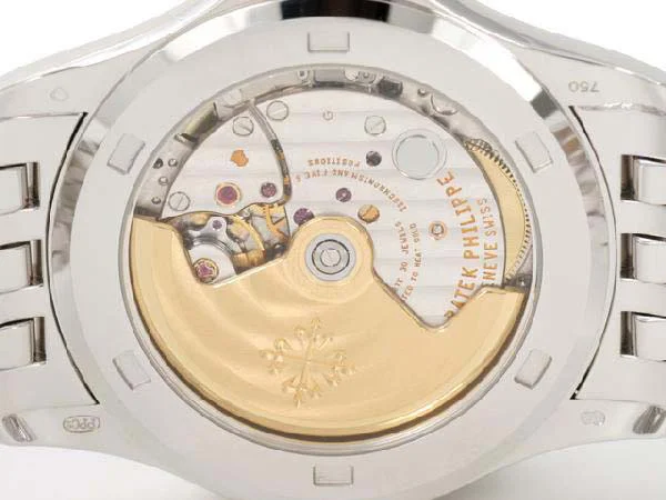 パテックフィリップ 腕時計コピー Patek Philippeカラトラバ 5107/1G